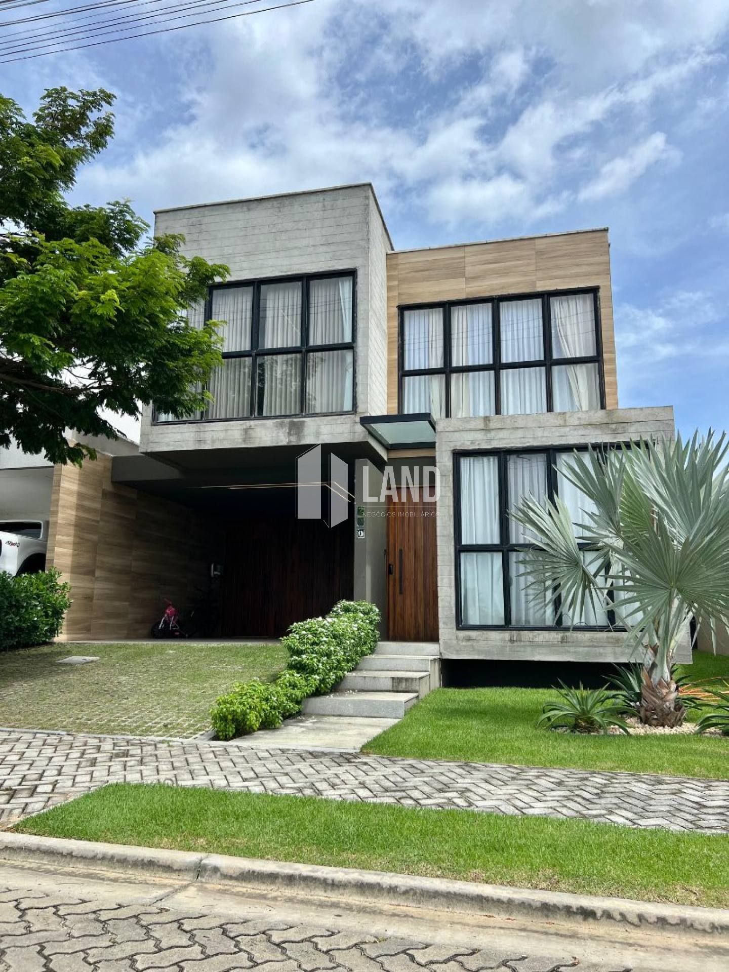 DÚPLEX P/ LOCAÇÃO NA CIDADE ALPHA - POR R$ 14.000,00