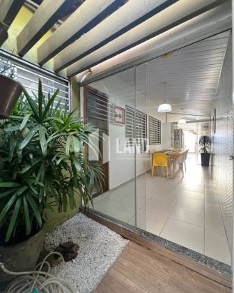 Casa de condomínio no Bairro Morada do Sol