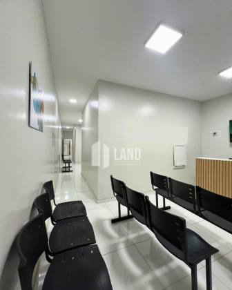 Luva de uma clínica com consultórios no Centro de Teresina