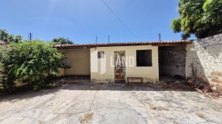 Casa no Angelim com 4 quartos.