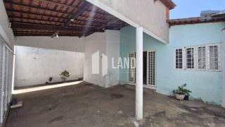 Casa no Angelim com 4 quartos.