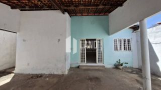 Casa no Angelim com 4 quartos.