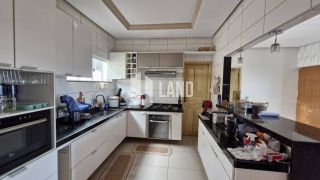 Casa no Dirceu, BEM AMPLA e Porteira Fechada.