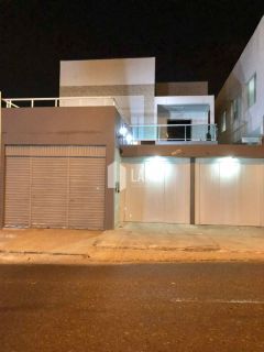 Casa no Dirceu, BEM AMPLA e Porteira Fechada.