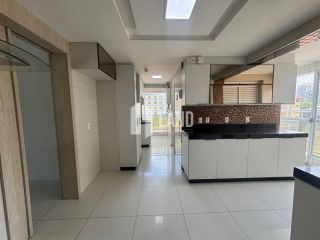 APARTAMENTO COM 4 SUÍTES, BANHEIRO SOCIAL, CLOSET, DEPENDÊNCIA COM BANHEIRO, 3 VAGAS, LAZER COMPLETO, 153M2, R$ 1.700.000 - VARJOTA - FORTALEZA/CE
