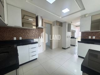 APARTAMENTO COM 4 SUÍTES, BANHEIRO SOCIAL, CLOSET, DEPENDÊNCIA COM BANHEIRO, 3 VAGAS, LAZER COMPLETO, 153M2, R$ 1.700.000 - VARJOTA - FORTALEZA/CE