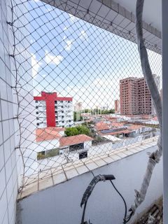 Apartamento de 84m² na zona leste próximo a uma escola