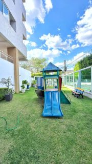 Apartamento de 84m² na zona leste próximo a uma escola