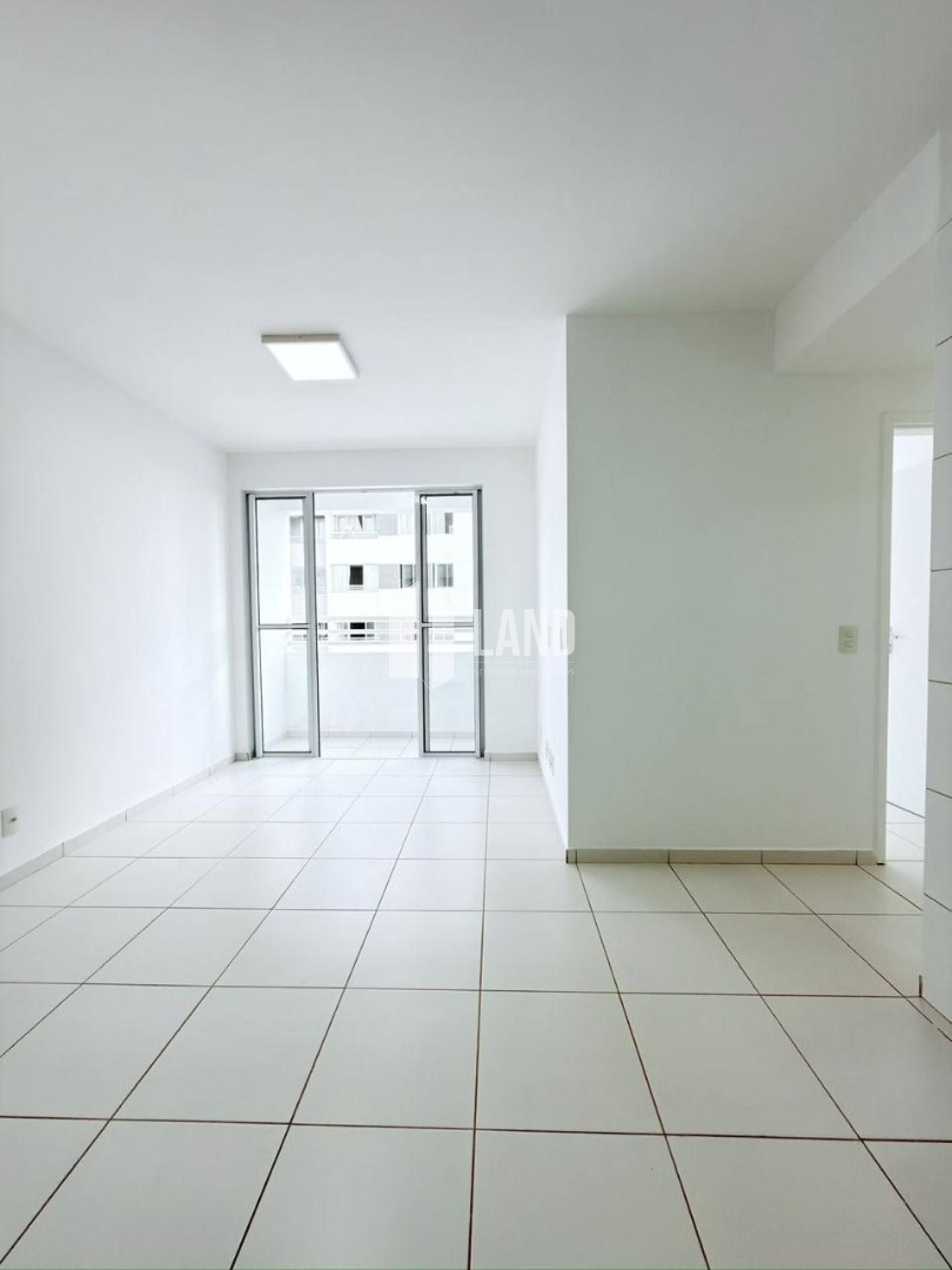 Apartamento Para Vender com 3 quartos 1 suítes no bairro Recanto das Palmeiras em Teresina