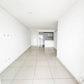 Apartamento Para Vender com 3 quartos 1 suítes no bairro Planalto em Teresina