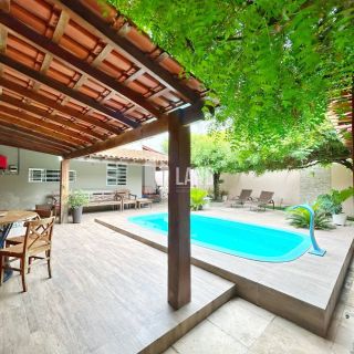 Casa Para Vender com 3 quartos 2 suítes no bairro São Francisco em Timon