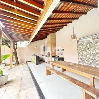 Casa Para Vender com 3 quartos 2 suítes no bairro São Francisco em Timon