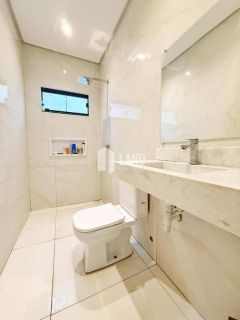 Casa Para Vender com 4 quartos 2 suítes no bairro Reserva das flores em Timon