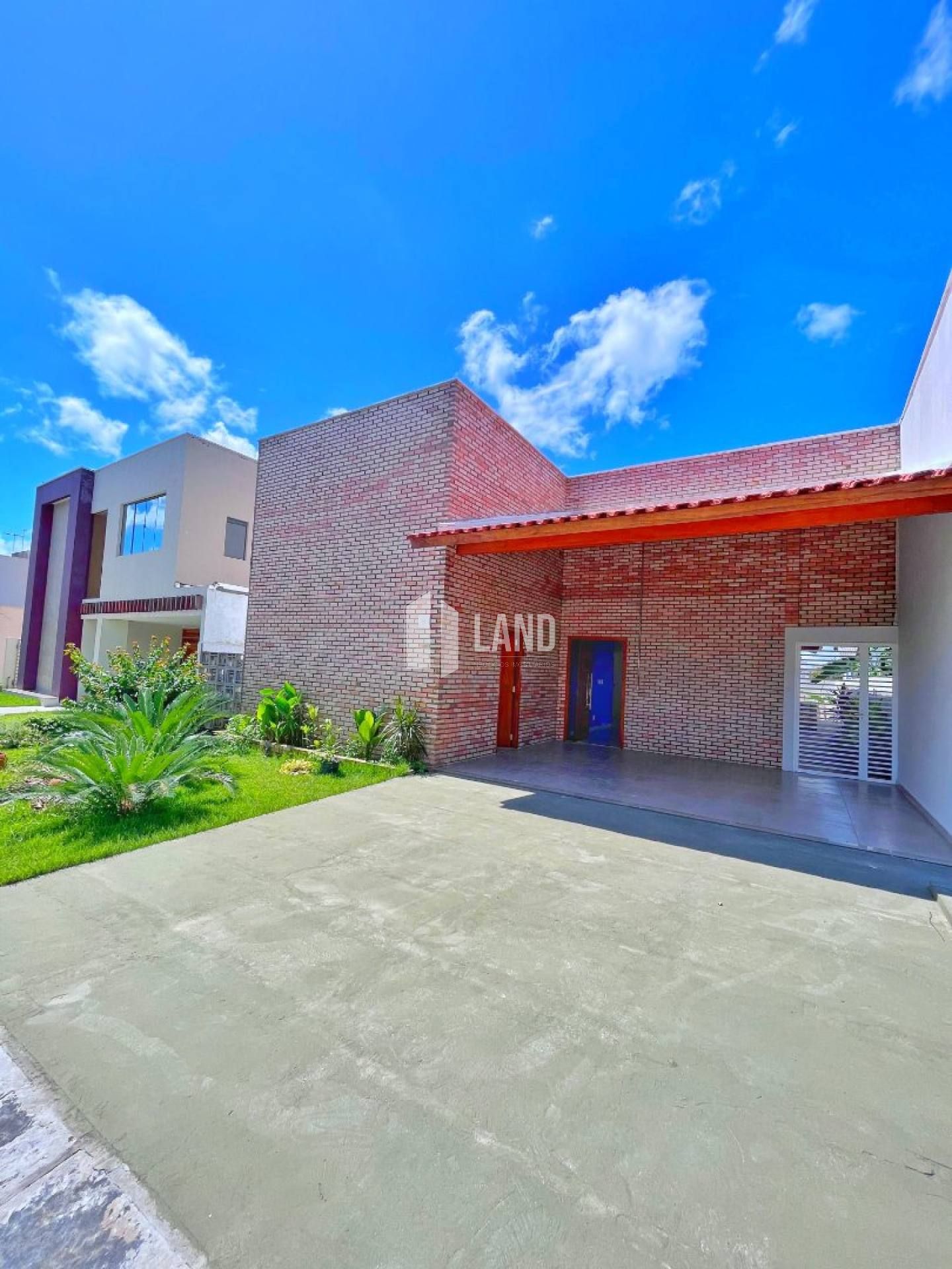 Casa com 3 quartos 1 suítes no Condomínio Village Jóia