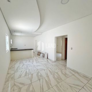 Casa Para Vender com 2 quartos 1 suítes no bairro São Francisco em Timon 