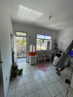 APARTAMENTO A VENDA NA AVENIDA OLIVEIRA PAIVA - R$ 290.000,00