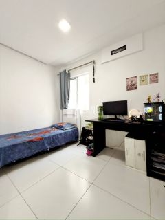 Apartamento Para Vender com 3 quartos 1 suítes no bairro Uruguai em Teresina