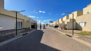 Casa de Condomínio Para Vender com 3 quartos 2 suítes no bairro Morros em Teresina