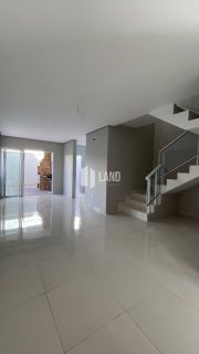 Casa de Condomínio Para Vender com 3 quartos 2 suítes no bairro Morros em Teresina