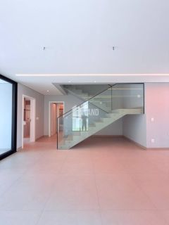 Casa de condomínio no Aldebaran Leste com 4 suítes e fino acabamento