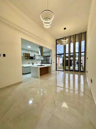 Casa para vender com 4 quartos 4 suítes no Eusébio													<<< Selecione uma Cidade em 													<<< Selecione um Estado