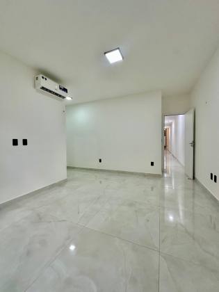 Casa para vender com 4 quartos 4 suítes no Eusébio													<<< Selecione uma Cidade em 													<<< Selecione um Estado