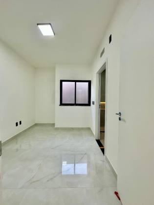 Casa para vender com 4 quartos 4 suítes no Eusébio													<<< Selecione uma Cidade em 													<<< Selecione um Estado