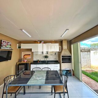 Conforto e Estilo: Casa com 3 Quartos no Condomínio Village Jóia em Timon