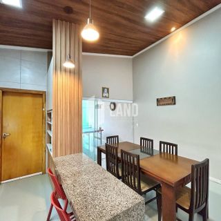 Oportunidade Única no Village Jóia | Casa Térrea com Mini Campo e Estrutura de Clube!