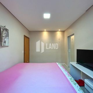 Oportunidade Única no Village Jóia | Casa Térrea com Mini Campo e Estrutura de Clube!