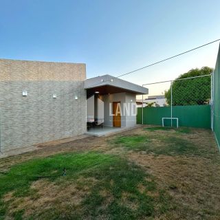 Oportunidade Única no Village Jóia | Casa Térrea com Mini Campo e Estrutura de Clube!
