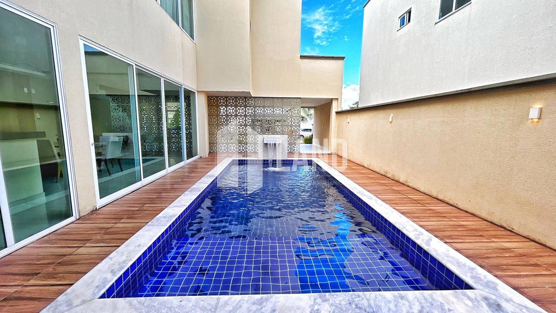 Casa duplex com 4 dormitórios no Condomínio Village Jóia.