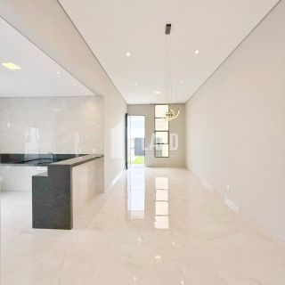 Casa Para Vender com 3 quartos 2 suítes no bairro Joia  em Timon