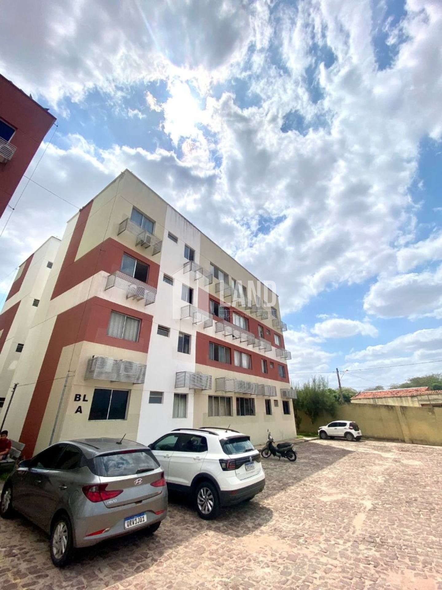 Apartamento mobiliado à venda - zona sul