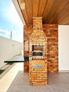 Casa Para Vender com 3 quartos 3 suítes no bairro Uruguai em Teresina