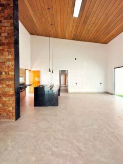 Casa Para Vender com 3 quartos 3 suítes no bairro Uruguai em Teresina