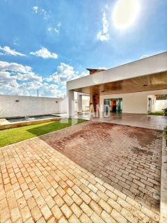 Casa Para Vender com 3 quartos 3 suítes no bairro Uruguai em Teresina