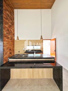 Casa Para Vender com 3 quartos 3 suítes no bairro Uruguai em Teresina