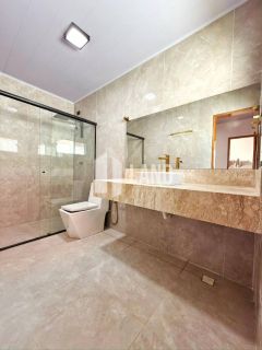 Casa Para Vender com 3 quartos 3 suítes no bairro Uruguai em Teresina