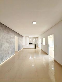 Casa Para Vender com 3 quartos 1 suítes no bairro Uruguai em Teresina