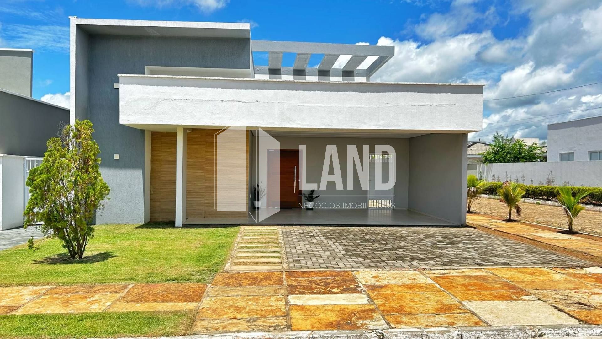 Casa de Condomínio Para Vender com 3 quartos 1 suítes em Timon