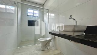 Casa de Condomínio Para Vender com 3 quartos 1 suítes em Timon