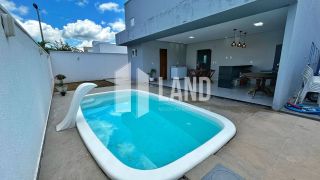 Casa de Condomínio Para Vender com 3 quartos 1 suítes em Timon