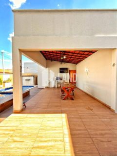 Casa de Condomínio Para Vender com 4 quartos 2 suítes no bairro Joia  em Timon