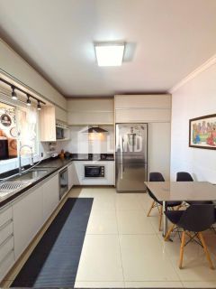 Casa de Condomínio Para Vender com 4 quartos 2 suítes no bairro Joia  em Timon