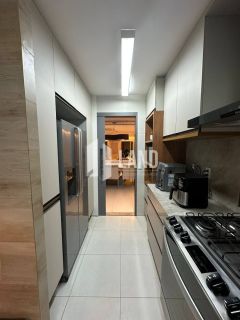 CASA DE ALTO PADRÃO NO BAIRRO JOSÉ DE ALENCAR - R$ 1.890.000,00