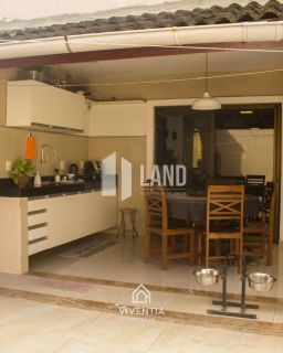 CASA Á VENDA COM 4 SUÍTES NO EUSÉBIO - POR R$ 1.150.000,00