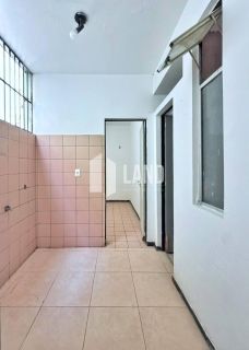 Apartamento à Venda – 4 Quartos  Excelente Localização na Av. Presidente Kennedy