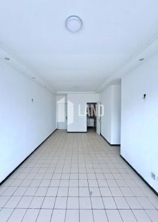 Apartamento à Venda – 4 Quartos  Excelente Localização na Av. Presidente Kennedy