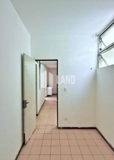 Apartamento à Venda – 4 Quartos  Excelente Localização na Av. Presidente Kennedy